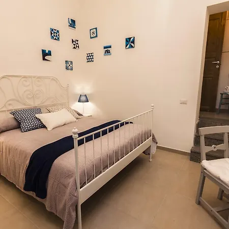 Crianza 3* Νάπολη